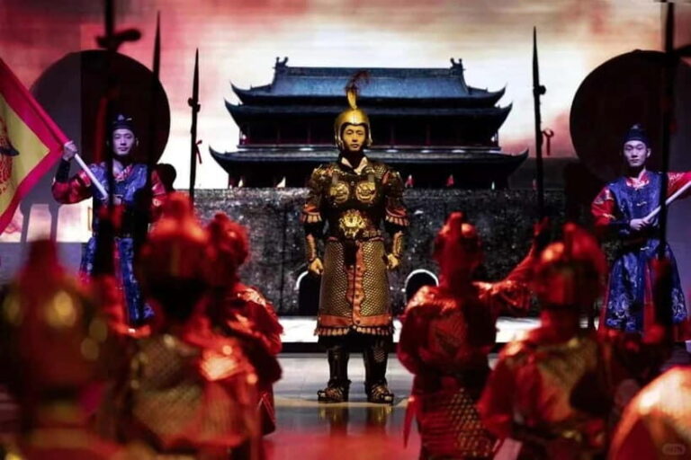 Suzhou: Royal Banquet Experience with Show - The Itinerary Breakdown