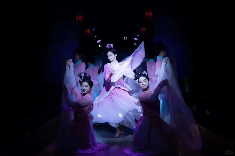 Suzhou: Royal Banquet Experience with Show - A Regal Journey in Suzhou: What to Expect