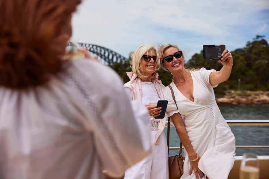 Sydney Harbour Experience 90-minute Sightseeing Cruise - The Experience and Atmosphere