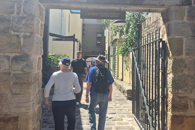 Sydney Highlights Walking Tour: Bridge Rocks House - Practical Details and Visitor Tips