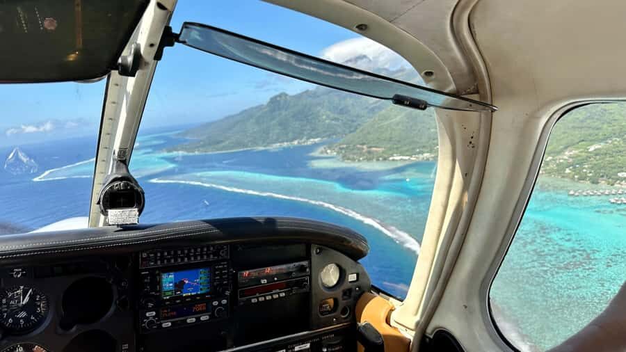 Tahiti: Island tour by taxi boat and private jet flight - The Sum Up