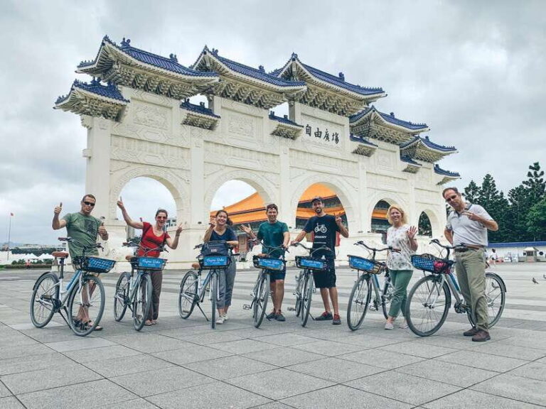 Taipei: 4-Hour Morning City Cycling Tour with Breakfast - What to Expect on the Tour