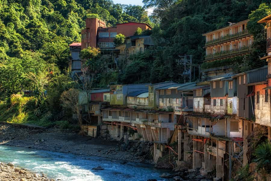 Taipei Hot Spring Tour: Wulai Old Street & Cable Car - Exploring Wulai: The Heart of the Tour