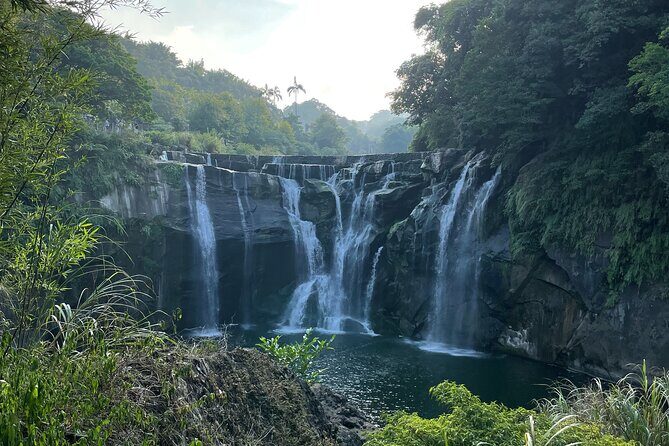 Taipei Jiufen Shifen Sky Lanterns and Keelung Night Market - FAQs  