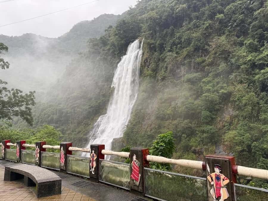 Taipei: Neidong Forest, Luxury Hot Spring & Bitan Boat Ride - Who Will Love This Tour?