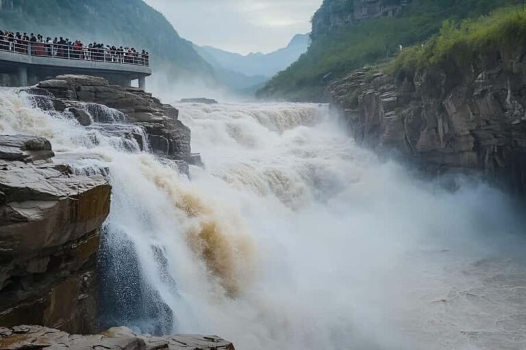 Taiyuan: Hukou Waterfall & Wang Family Courtyard Day Trip - The Experience: What Makes It Worthwhile