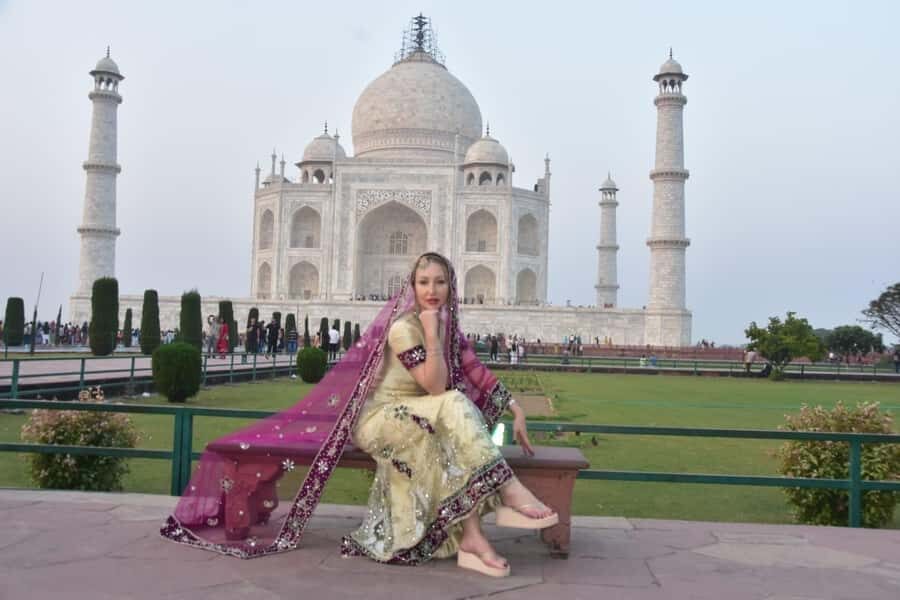 Taj Mahal & Agra Fort Tour from Delhi by Car  Fast Entry - How the Tour Balances Value and Experience