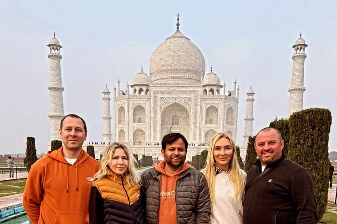 Taj Mahal and Agra Private Day Car Tour from Delhi with 5* Meal - Who Would Love This Tour?