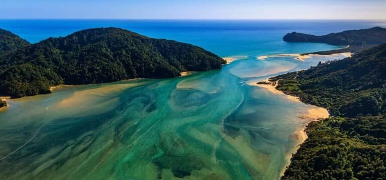 Takaka: Farewell Spit/Abel Tasman Scenic Flight - Why This Flight Offers Great Value