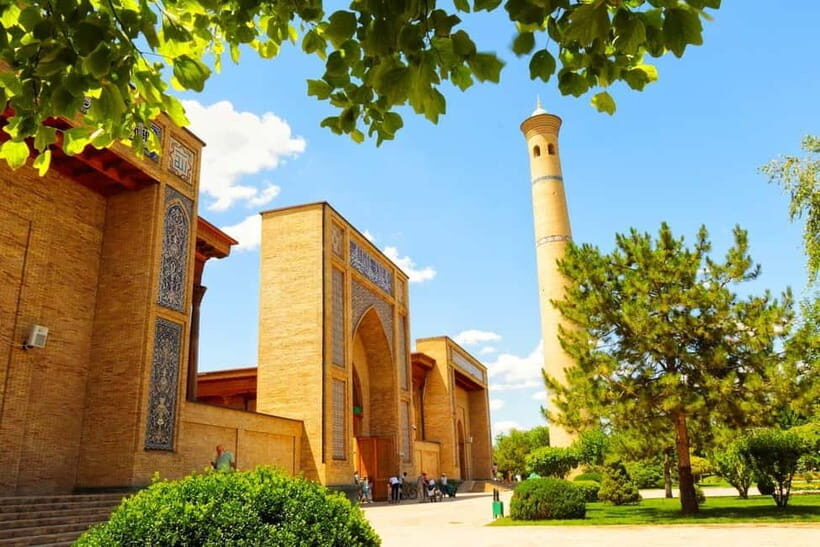 Tashkent: City History and Culture Tour with Market - Exploring the Bustling Chorsu Bazaar