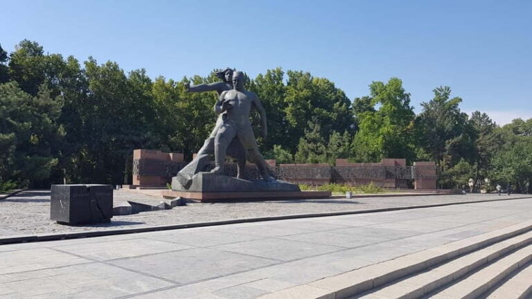 Tashkent: City History and Culture Tour with Market - What to Expect During Your Day in Tashkent