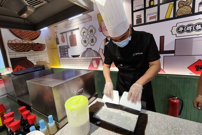 Taste Guangzhou Food Scene and Make Rice Noodle Rolls - Who Should Consider This Tour?