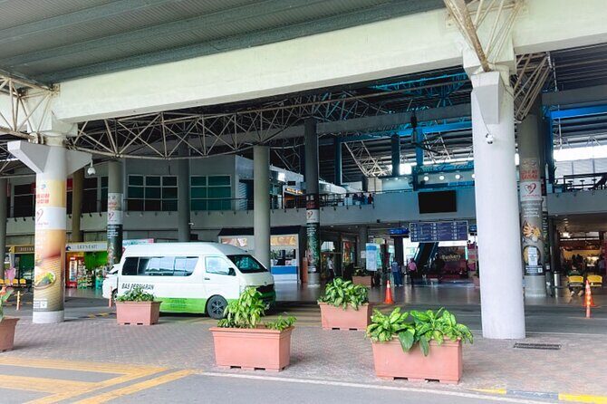 Tawau Airport /City: Private One Way Transfer to from Semporna - The Experience: What to Expect