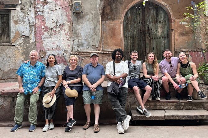 Temples, Bazaars & Food Tasting in Old Delhi with Female Guide - Food and Cultural Highlights