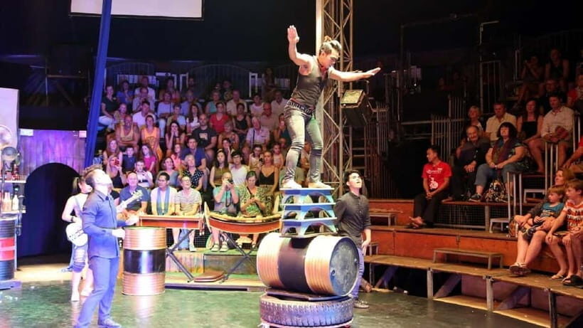The Cambodian Circus Show and Pub Street Night Market - The Cambodian Circus Show and Pub Street Night Market: An In-Depth Review