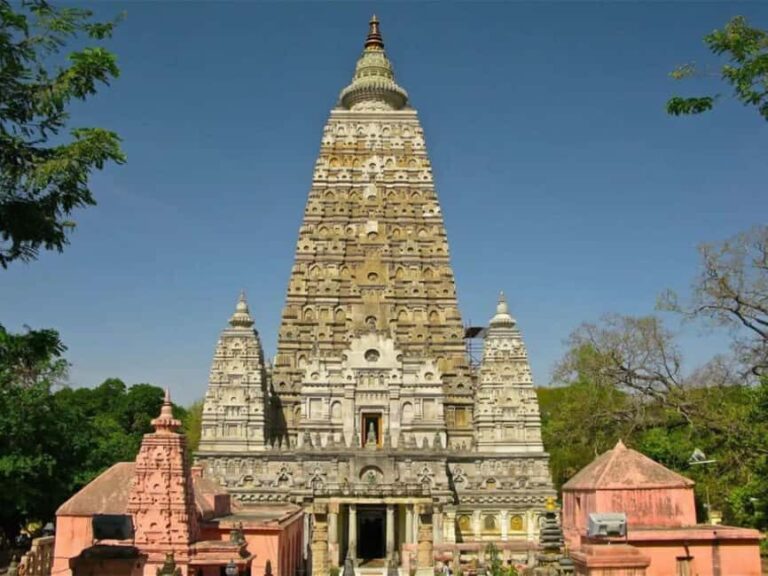 The Spiritual Heart of Bodh Gaya: A Half-Day Tour - Exploring the Mahabodhi Temple: The Spiritual Epicenter