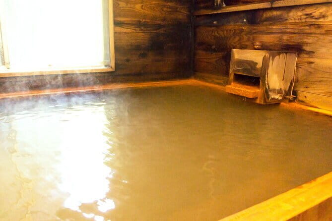 Three Mountains of Dewa staying at Mt. Yudonosan Sanrojo lodge - FAQ