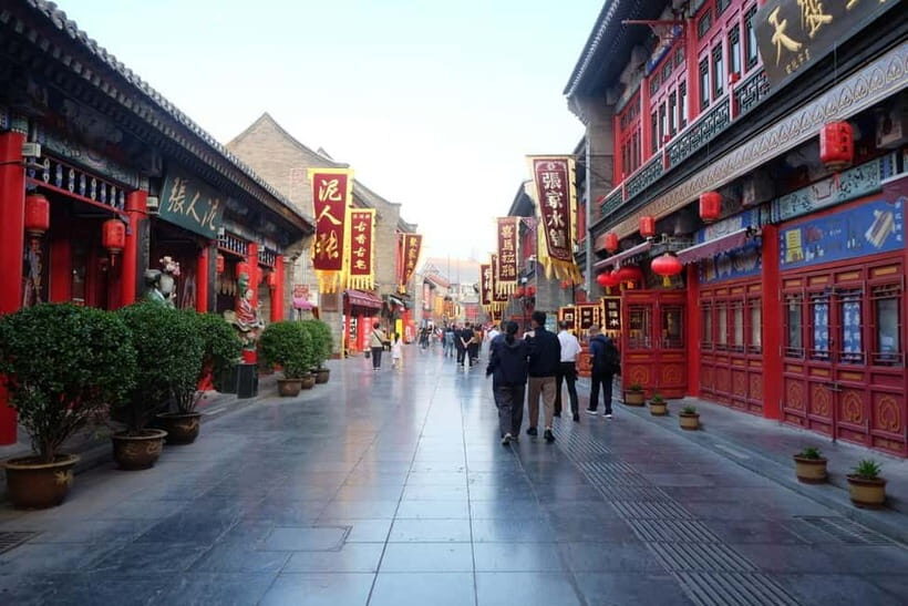 Tianjin: Guided Day Tour to Tianjin Downtown with Lunch - Starting Point: The Ease of Meeting at Tianjin Railway Station Pier