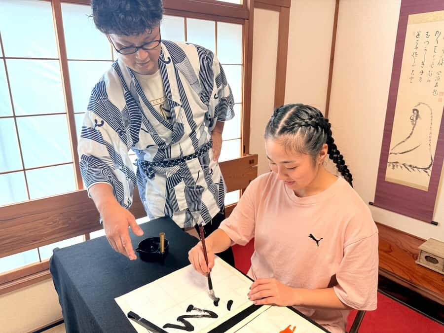 Tokyo Asakusa : Japanese Calligraphy Experience - Is It Worth the Price?