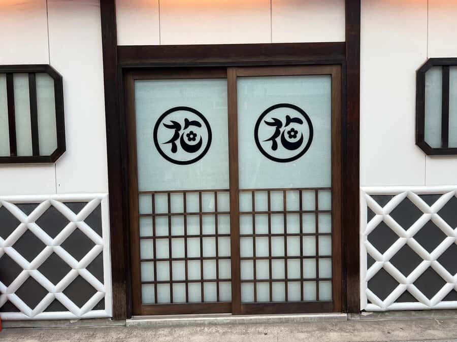 Tokyo: Asakusa Walking Tour of Sensoji Temple & Surroundings - What to Expect and Practical Insights