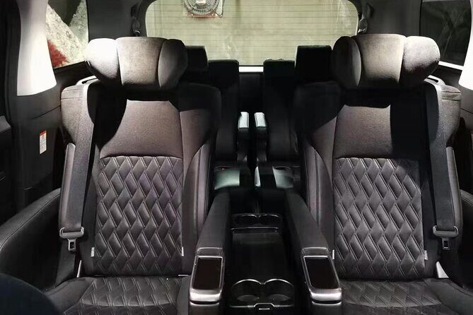 Tokyo center Private Transfer to Narita Airport(NRT) 5-9pax - The Experience in Action: What You Can Expect