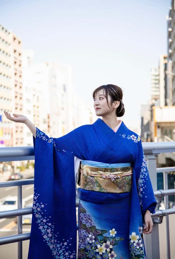 Tokyo City: Furisode Kimono Experience & Photo Shoot - Practical Details and Considerations