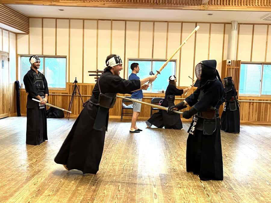 Tokyo: Japanese Kendo Experience with High-Ranked Instructor - Practical Details and Logistics