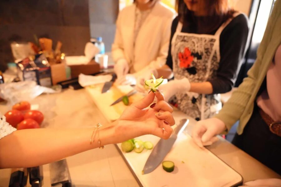 Tokyo: Knife Sharpening and Carving Art Workshop - What to Expect from the Experience