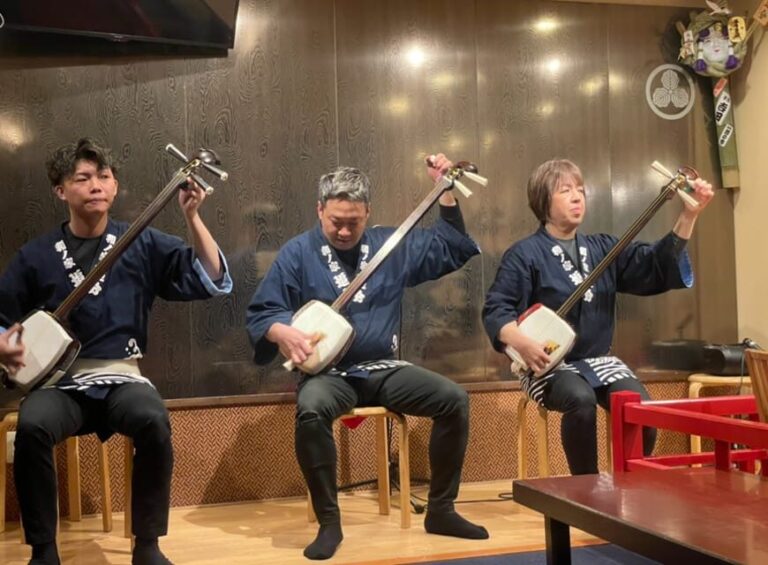 Tokyo: Live Shamisen guitar and Izakaya Experience - The Value of the Experience