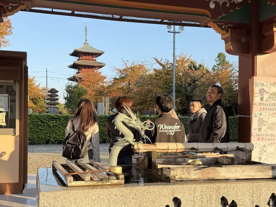 Tokyo: Local Culture Tour with Sushi and Art Experience - An In-Depth Look at the Tokyo: Local Culture Tour
