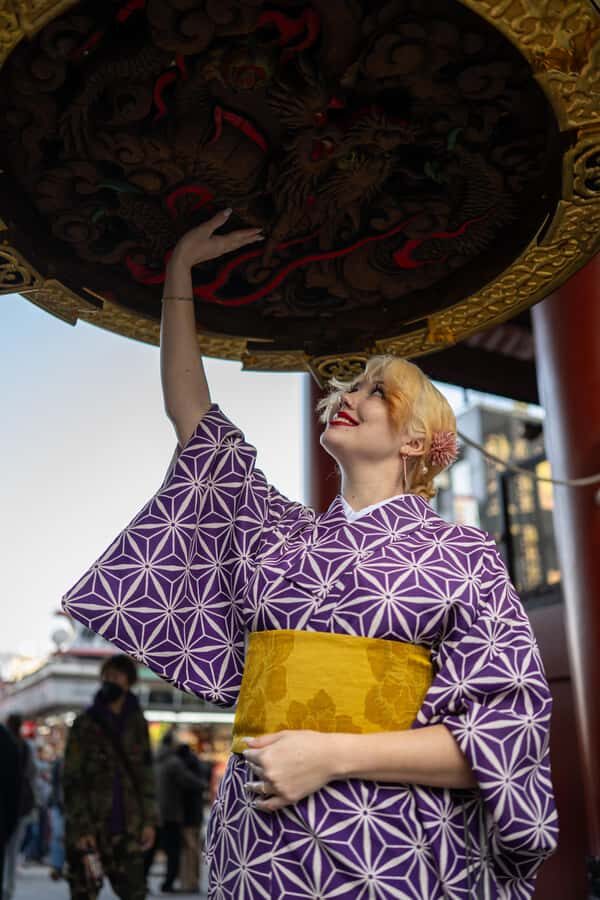 Tokyo: Luxury Kimono Walking Tour w/ Local Guide opt. Vegan - Transportation and Logistics