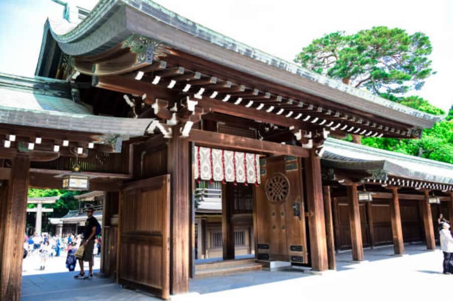 Tokyo: Meiji Shrine Walking Tour with Local Japanese Guide - Price and Overall Value