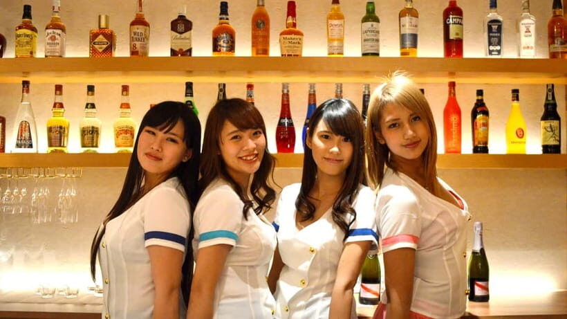 Tokyo Nightlife Girls' Bar Tour with Local Guide - The Experience in Detail