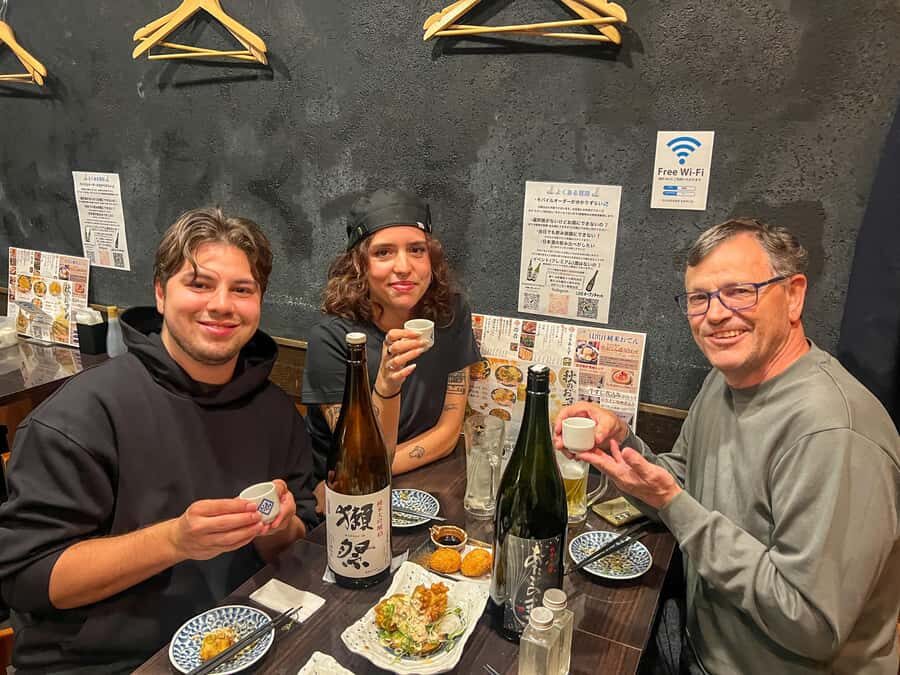 Tokyo: Private Shinjuku Tour - Golden Gai, Unlimited Sake - Practical Details and What You Should Know