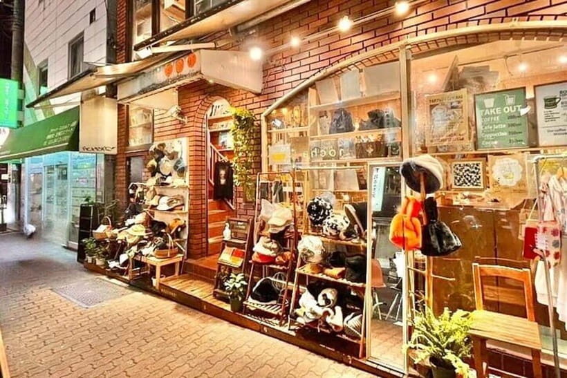 Tokyo: Private Vintage Shopping Tour in near Shibuya - The Itinerary: What to Expect During Your Vintage Adventure