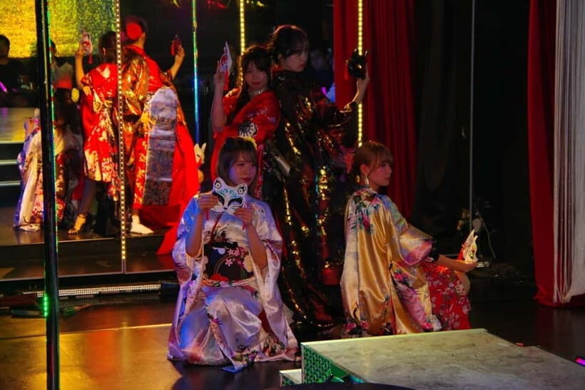 Tokyo: Show Club Nest Cabaret Show with Unlimited Drinks - Who Will Love It?