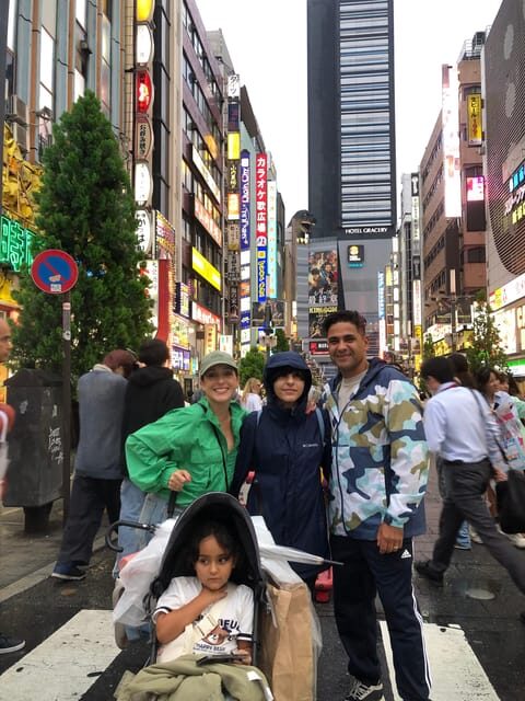 Tokyo Tour in Spanish (Shibuya - Harajuku - Shinjuku) - What Does the Experience Offer?
