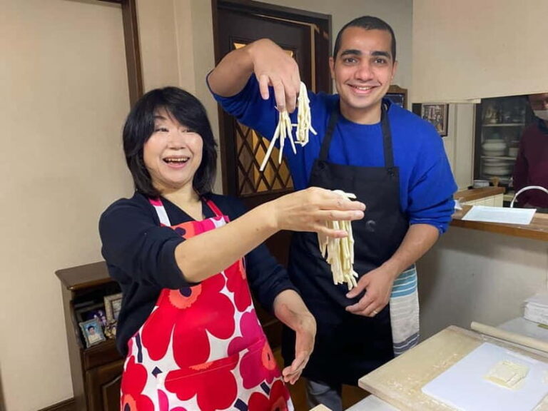 Tokyo: Traditional foot-kneaded Udon noodles class - Authenticity and Cultural Insights
