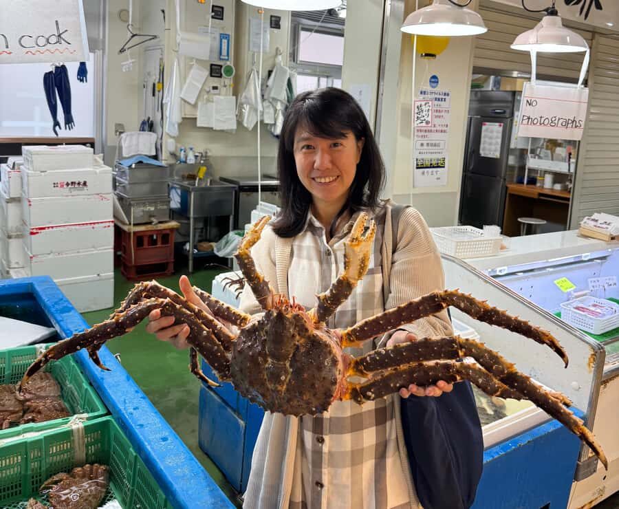 Tokyo: Tsukiji Market Tour with Huge crab Photo by insider - A Deeper Look at the Itinerary