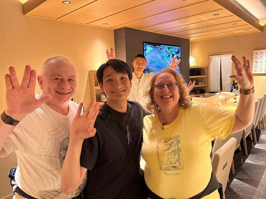 Tokyo : Uneo Food & Walking Tour with A Guide - A Tasty Introduction to Tokyo’s Neighborhoods