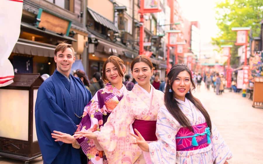 Tokyo: Winter Kimono Experience in Asakusa - What to Expect at the Kimono Experience