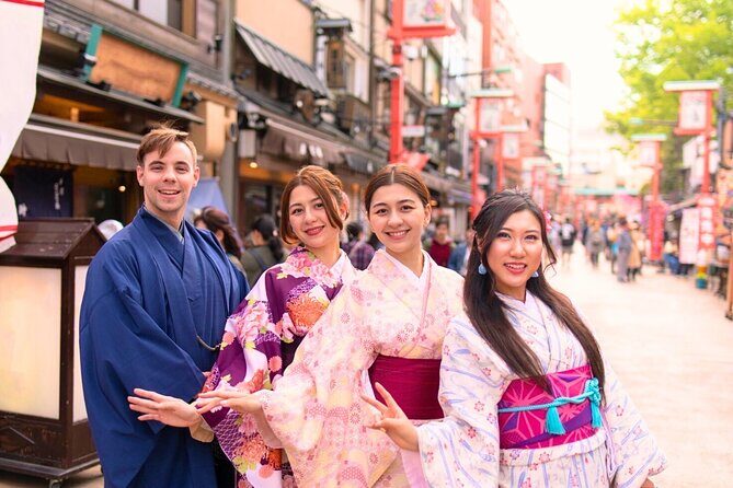 Tokyo: Winter Kimono Experience in Asakusa - Authentic Cultural Experience with a Photographic Twist