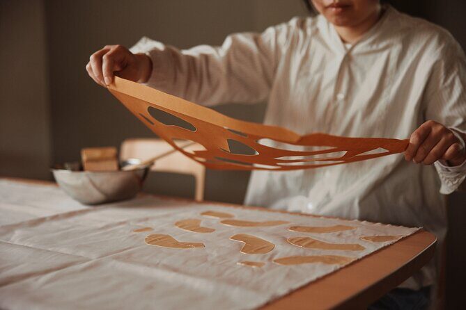 Tote Bag Dyeing Workshop Using Traditional Technique in Kanazawa - Insights from Past Participants