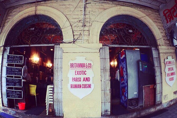 Tour at Famous Irani Cafes of Mumbai - The Experience: What You Can Expect