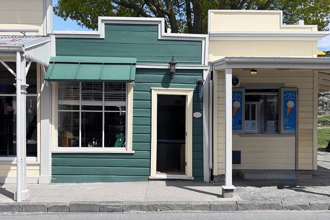 Tracing Arrowtowns Past: A Self Guided Audio Tour - The Chinese Settlement: A Key Highlight