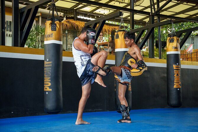 Training Beginner Muay Thai in Koh Samui with Pro Fighters - What to Expect During Your Session