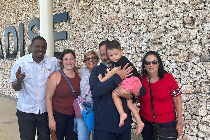 Transportation Private Punta Cana Airport and Hotels Big Groups - Who Is This Service Best For?