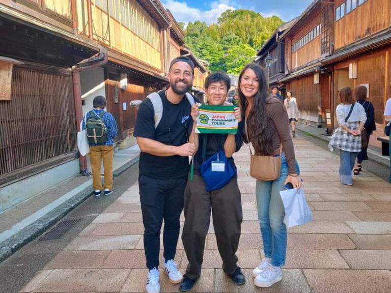 True Kanazawa: Private walking tour with a Local guide - The Sum Up
