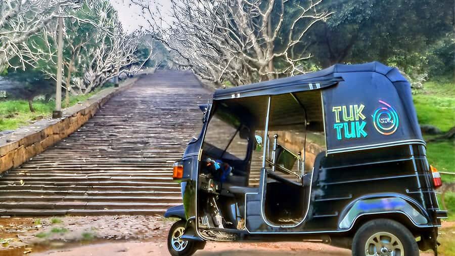 Tuk Tuk tour to Mihintale at Anuradhapura ( tuktuk ) - The Itinerary in Detail
