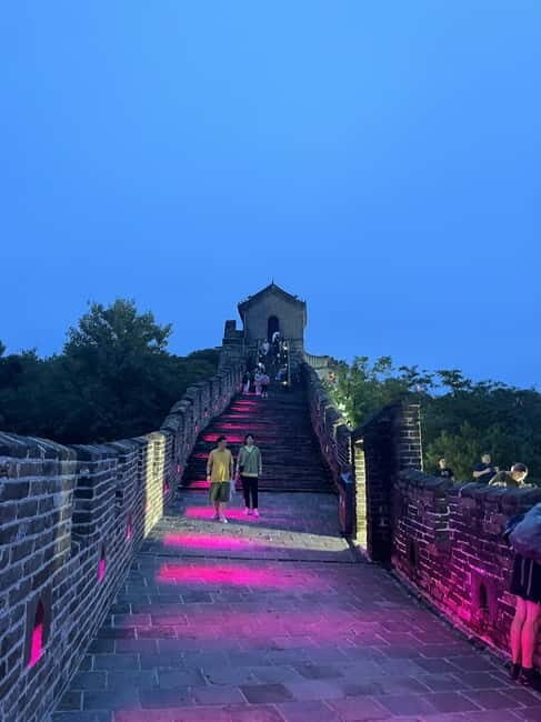 Twilight Glow at Mutianyu Great Wall Evening Bus Tour+Ticket - Who Is This Tour Best For?